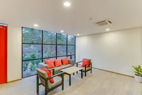 OYO Townhouse 88 Manyata Lake View - Image 3