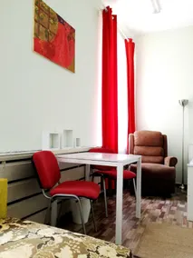 25 Hours Hostel - Image 5