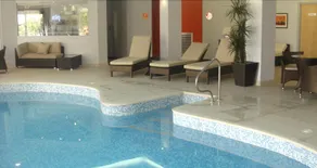 Vista Hotel - Image 2