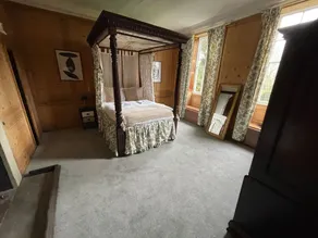 The Royal Retreat -elegant 7bdr With Garden - Image 2