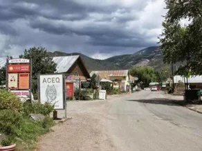 Royal Bear Lodge & Casita - Image 4