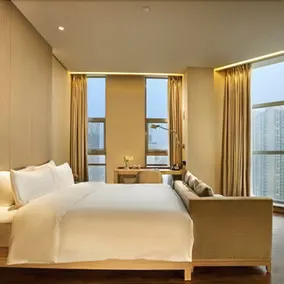 Wuhan Guanggu Joya Hotel - Image 2