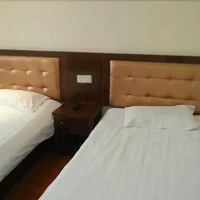 Chunpu Yunju Hotel (Pudong International Airport Branch) - Image 4