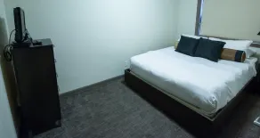 Pool Level 2 Bed, 1 Bath - Unit 371 - Image 3