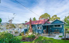 Linda Cottage Port Huon - Image 4