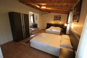Holiday Calbis - Image 3