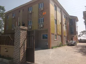 Pameec Luxury Suites - Image 4
