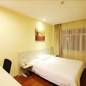 Hanting Hotel Qingdao Taidong Business Zone - Image 3