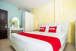 The Click Guesthouse - Image 2