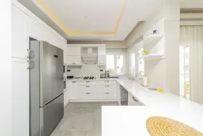 Delightful Flat With Shared Pool in Konyaalti - Image 2