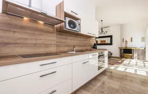 Amazing Home in Matulji With Wifi and 8 Bedrooms - Image 3
