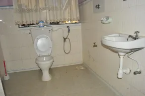 Acacia Gardens Homestay - Image 2