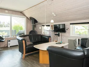 Peaceful Holiday Home in Hemmet Denmark With Terrace - Image 5
