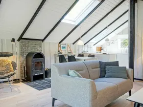 Magnificent Holiday Home in Aakirkeby near Sea - Image 4