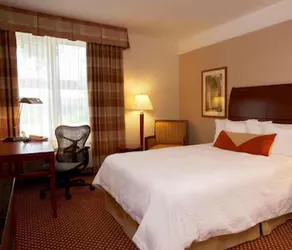 Dongfang Hotel - Image 2