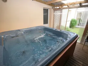 Authentic Villa in Erdeven France With Jacuzzi - Image 4