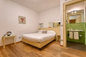 Palazzo Trevi Charming House - Image 4