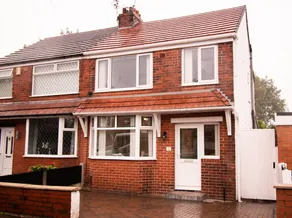 Ideal Lodgings in Bury - Redvales - Image 5