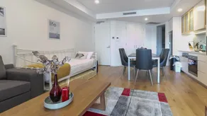 C16 Darling Harbour 2 BDR APT - Image 4