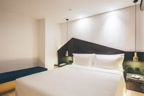 Atour Light Hotel Hongqiao Longbo Shanghai - Image 3