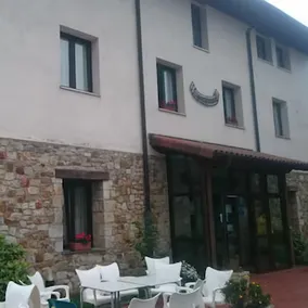 Hotel Santuario Urkiola - Lagunetxea - Image 2
