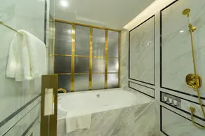 The Longemont Chengdu - Image 4