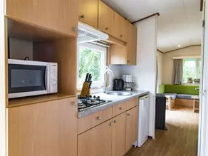 Cozy Chalet With a Terrace and Garden, Located on the Veluwe - Image 3