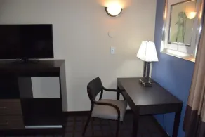 Hawthorn Suites by Windham Columbia - Image 3