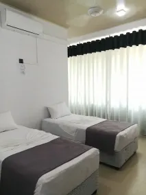 Thilini Hotel Apartment - Image 3