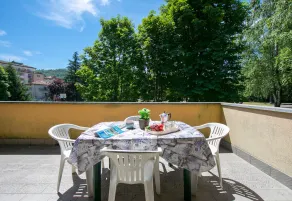 Le Betulle Garden in Laveno - Image 5