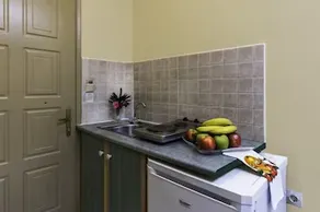 Kozanos Hotel & Suites - Image 3