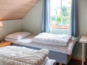 8 Person Holiday Home in Leikanger - Image 5