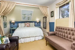 Oak Hill Bed & Breakfast - Image 5