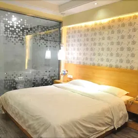 Han Feel Hotel - Image 5