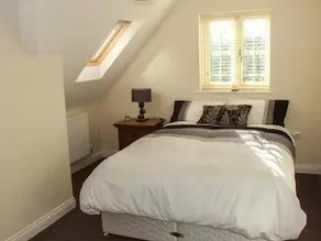 Jubilee Mews - Image 5