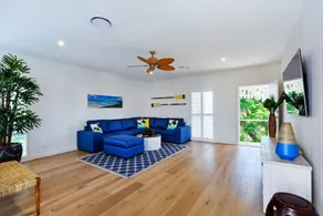 Whitehaven House On Hamilton Island - Image 2