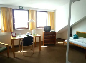 Buthmann im Zentrum - Image 3