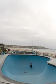 Ocean Front Building On Bondi Beach - Image 5