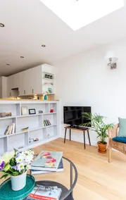 Charming Brand new House in Cambridge - Sleeps 6 - Image 2