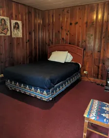 Colonial Inn - Image 4