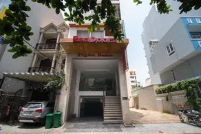 RedDoorz @ Ho Quy Ly - Image 3