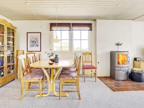 Alluring Holiday Home in Hvide Sande With Terrace - Image 3