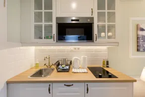 Roland Apartments - Image 4
