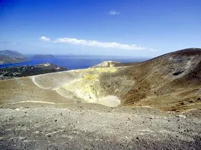 House With 2 Bedrooms in Vulcano, With Enclosed Garden - 800 m From the Beach - Image 4