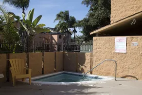 The Consulate Hotel - Image 2