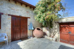 Komi Lofou Traditional House - Image 2