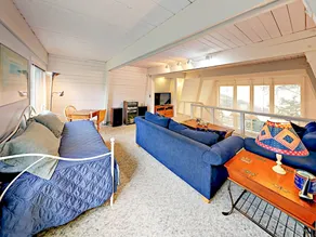 Norwester Upper and Lower - 3 Br Home - Image 2