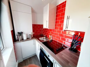 Station Apartment - Image 5