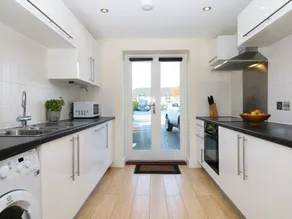 24 Bay Retreat Villas - Image 3