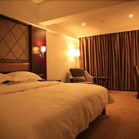 Yuebanwan Hotel (Fat Donglai at Xuchang Railway Station) - Image 5